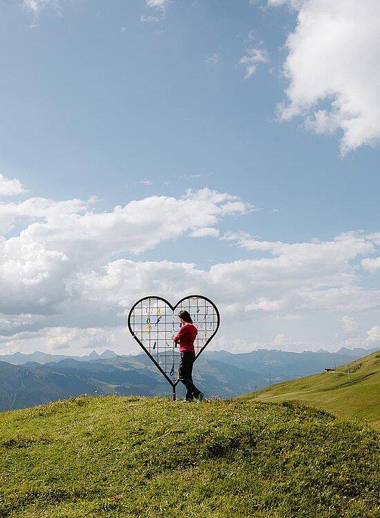 Mountainheart mit Berglandschaft